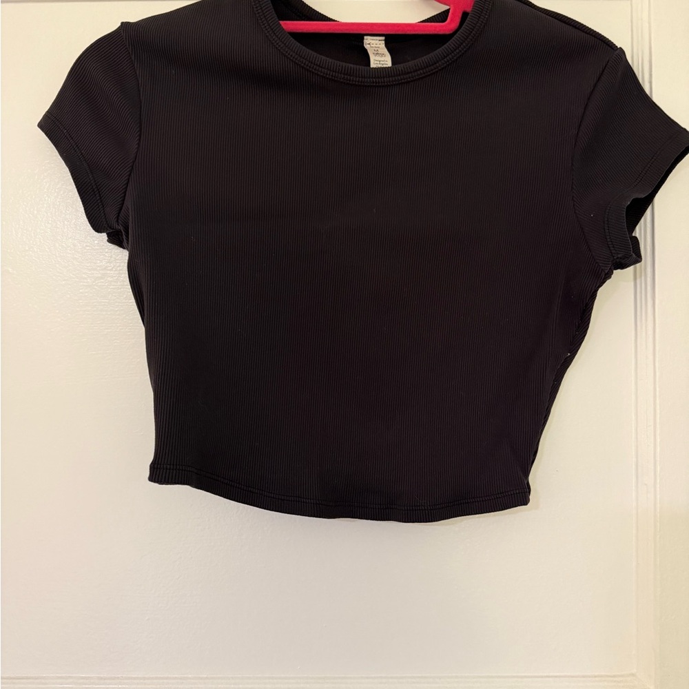ALO Yoga Black Ribbed Crop Top